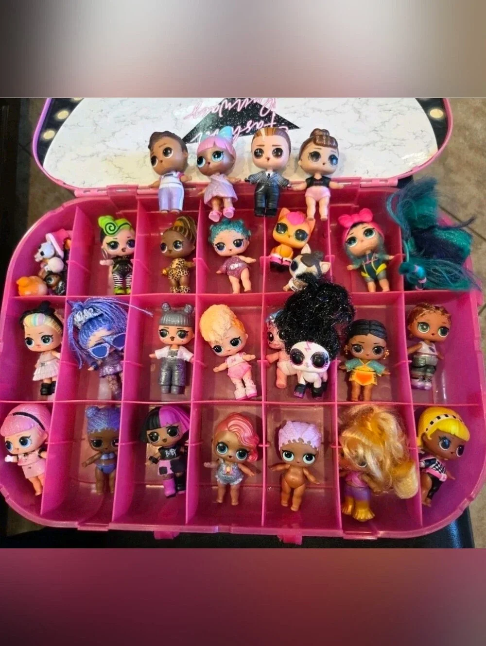 Lot Of 25 MGA LOL Surprise! Dolls & Pets With Accessories In Pink Carrying Case